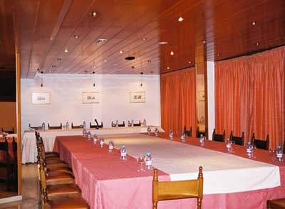 sala de reuniones en el hotel folch