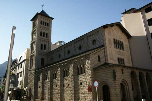 Iglesia de Sant Pere Màrtir en Escaldes-Engordany, Andorra